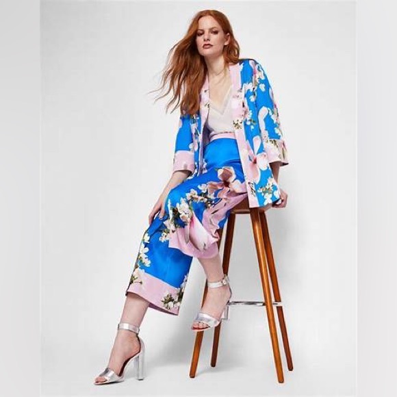 Ted Baker London Harmony Pleat Kimono - Picture 5 of 9